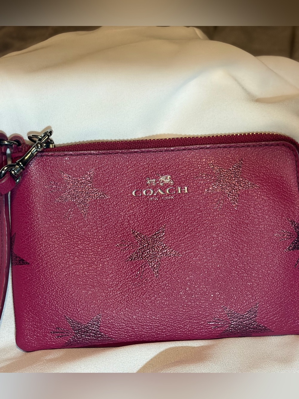 Coach F64239 Star Canyon Cranberry Corner Zip Wristlet 2015